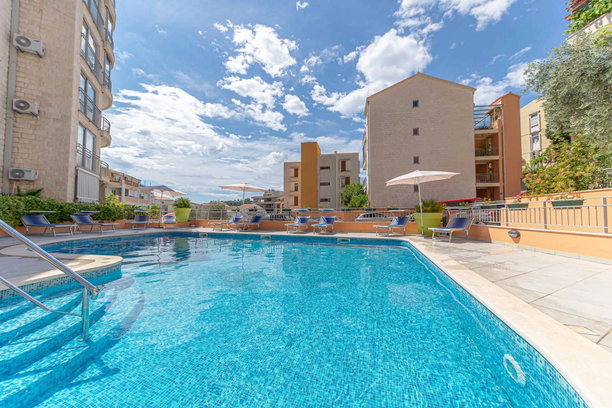 Petrovac Bay Apartments מראה חיצוני תמונה