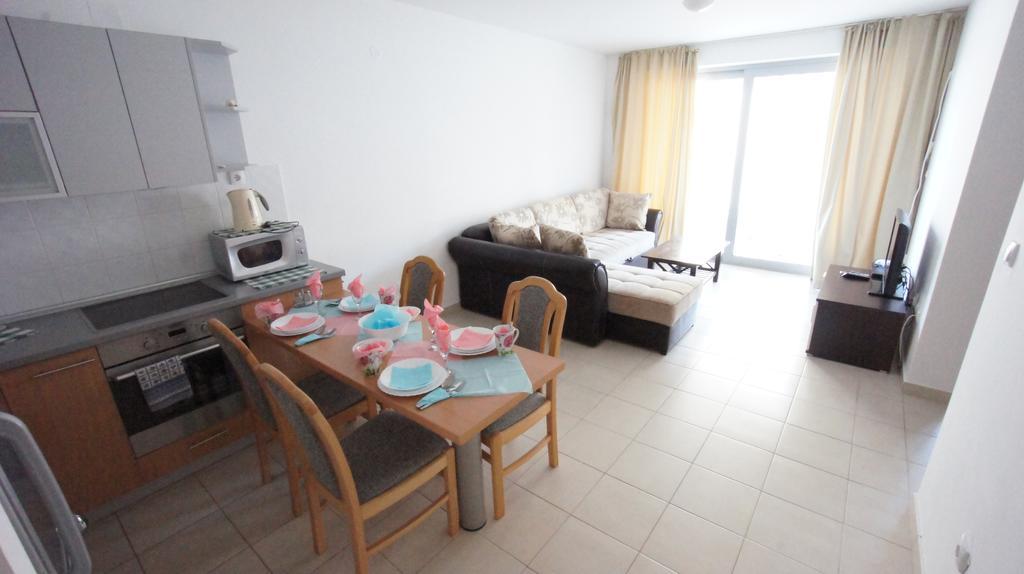 Petrovac Bay Apartments מראה חיצוני תמונה