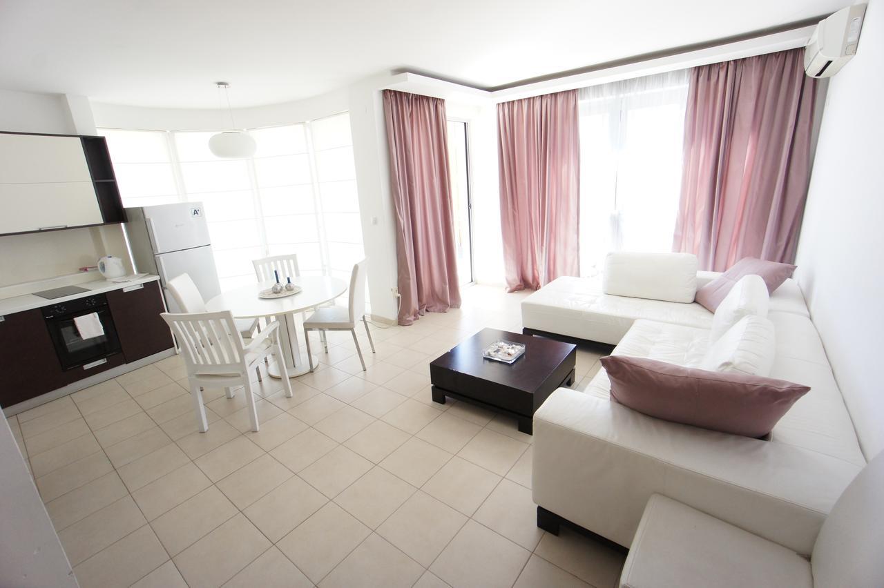 Petrovac Bay Apartments מראה חיצוני תמונה